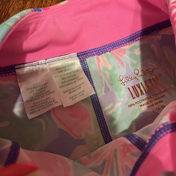 Lilly Pulitzer Luxletic girls - Picture 2 of 2